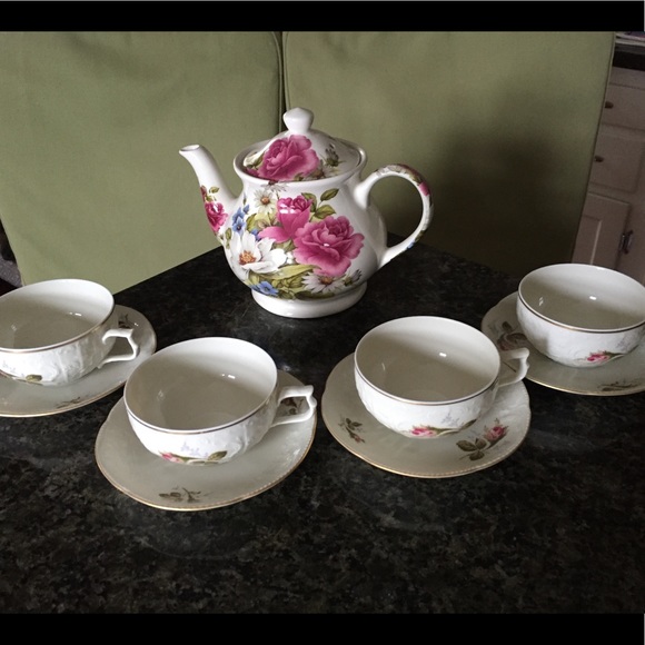 Other - Rose teapot and  4 perfect tea cups with saucers.
